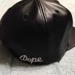 値下げ‼︎ DOPE レザーキャップのサムネイル