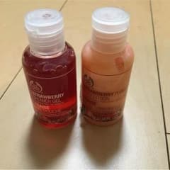 THE BODYSHOP ストロベリーBODYシャンプー&ローションのサムネイル
