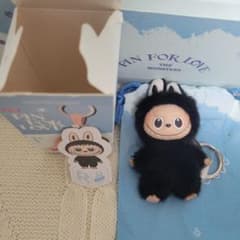 POPMART PIN FOR LOVE ぬいぐるみ ラブブ イニシャル 【R
