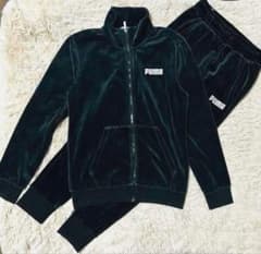 PUMA ベロア ジャージ セットアップ ブラックのサムネイル