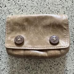 皮のポシェットのサムネイル