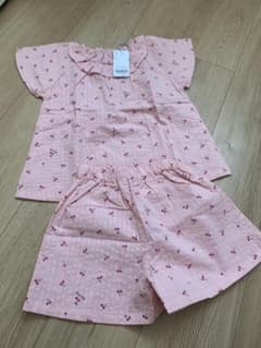 さくらんぼ柄　パジャマのサムネイル