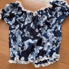 フリル付きネイビー花柄オフショルダー　エブリン　evelyn オフショル　レース