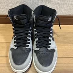 Nike Air Jordan 1 ブラック グレー ハイカットのサムネイル
