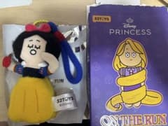 52TOYS Disney Princess 白雪姫 ぬいぐるみ マスコットのサムネイル