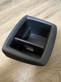 マツダ 純正 コンソールボックス D09W-64471のサムネイル