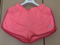 ❤️ニューバランスショートパンツ　Sサイズ美品のサムネイル