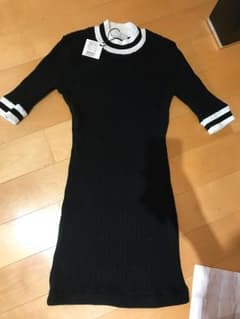ニットワンピースのサムネイル