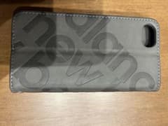 ニューバランスの携帯カバー  iPhoneSEのサムネイル