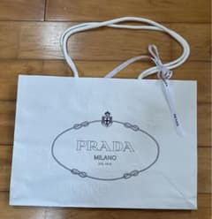 PRADA紙袋（紐付き）のサムネイル