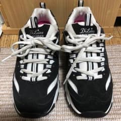 SKECHERS スニーカーのサムネイル