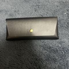 黒 合成皮革 メガネケース 約16cm x 6cm x 4cm ボタン留めのサムネイル