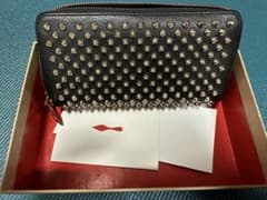 Christian Louboutin クリスチャンルブタン  ブラック　長財布のサムネイル