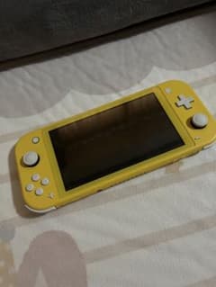 NINTENDO SWITCH LITEのサムネイル