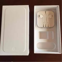 ✡iPhone  イヤホン  新品、未開封（自宅保管品）のサムネイル