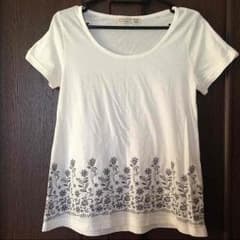 花柄刺繍 AラインTシャツのサムネイル