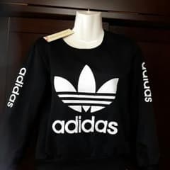 adidasのトレーナー新品のサムネイル