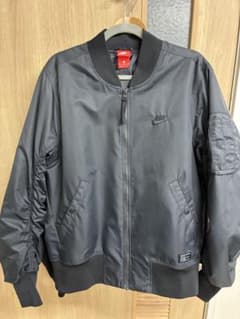 Nike ブラック MA-1ジャケット XLのサムネイル
