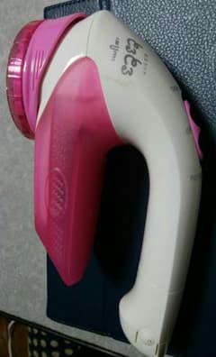 毛玉カット　とるとる　毛玉取り器　電動のサムネイル