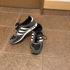 adidas LA TRAINER グレー /コアブラック/フットウェアホワイトのサムネイル