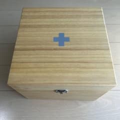 北欧暮らしの道具店　薬箱のサムネイル