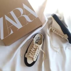 ZARA ザラ　コントラストソール　ミュール  スニーカーのサムネイル