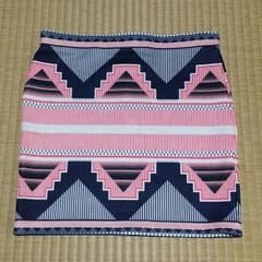 新品 ZARA ミニスカートのサムネイル