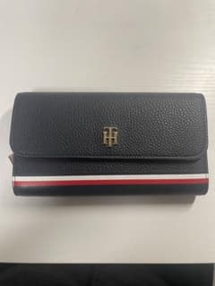 TOMMY HILFIGER 長財布のサムネイル