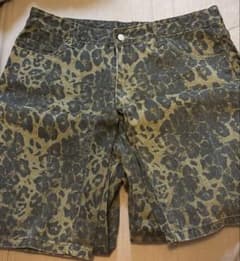 ヒョウ柄ストレートデニムのサムネイル