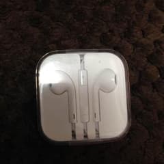 アップル純正 イヤフォンのサムネイル