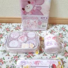 新品 ぼんぼんりぼん 弁当箱 コップ 箸 レジャーシートのサムネイル
