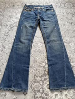 TRUE RELIGION ブーツカットデニム 29インチのサムネイル