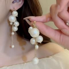 【卒業式】【入学式】【結婚式】おしゃれパーティーピアス♪のサムネイル
