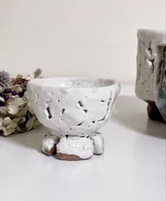 萩焼 光彩庵 山根清玩 寿雪白萩釉 鬼萩割高台 新品未使用品 萩焼 光彩庵 山根清玩 寿雪白萩釉 鬼萩割高台 新品未使用品 山根清巌作