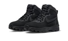 Nike ナイキ　ブラック ハイカットスニーカー　24センチ　本日のみ　最安値のサムネイル