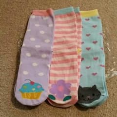 新品♪ソックス３足【セール】のサムネイル