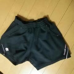 DESCENTEのバレーボール用パンツのサムネイル