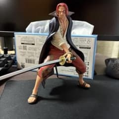 ワンピース シャンクス フィギュアのサムネイル