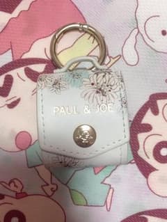 PAUL&JOE AirPodsケースのサムネイル