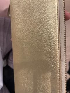 アンテプリマ　ゴールドレザー長財布のサムネイル