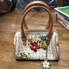 ハンドバッグのサムネイル