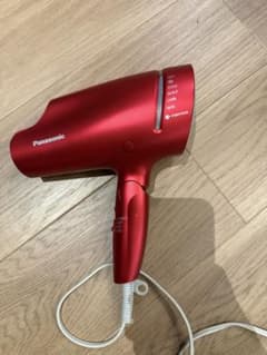 Panasonic ナノイー ヘアドライヤー レッド - メルカリ