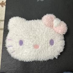 サンリオ　キティ　クッション　まくらのサムネイル
