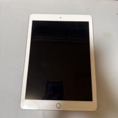 iPad 第6世代　ピンクのサムネイル