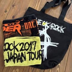 ONE OK ROCK トートバッグとタオルセットのサムネイル