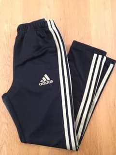 ☆美品☆adidas アディダス ジャージ(薄手)　140cmのサムネイル