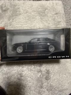 トヨタ クラウン ミニカー 1/30スケールのサムネイル