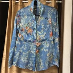 ZARA 花柄 長袖シャツ Mサイズのサムネイル