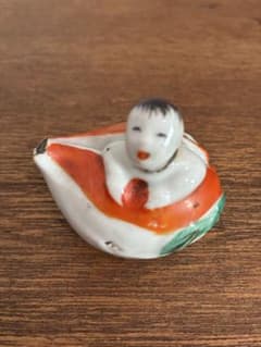 昭和 蛇 白蛇 在銘 陶磁 花瓶 花器 フラワーベース 縁起物 レトロ雑貨 レア OneMall provides Mercari products: 昭和 蛇 白蛇 在銘 陶磁 花瓶