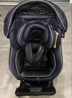Combi チャイルドシート ISOFIX 回転式 セミユニバーサル　ネイビー Combi チャイルドシート ISOFIX 回転式 セミユニバーサル ネイビー